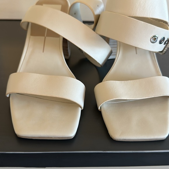 Dolce Vita Ankle Strap Sandals in Cream stacked 3” heel EUC - Picture 5 of 6